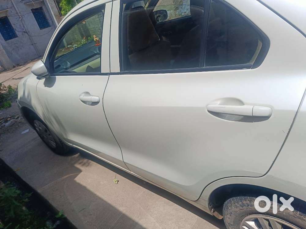 Maruti Suzuki Dzire 2023 Petrol Well Maintained