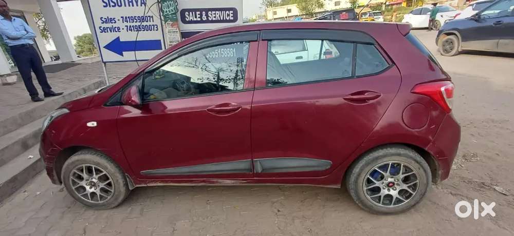 Hyundai Grand I10 2015 Petrol Well Maintained