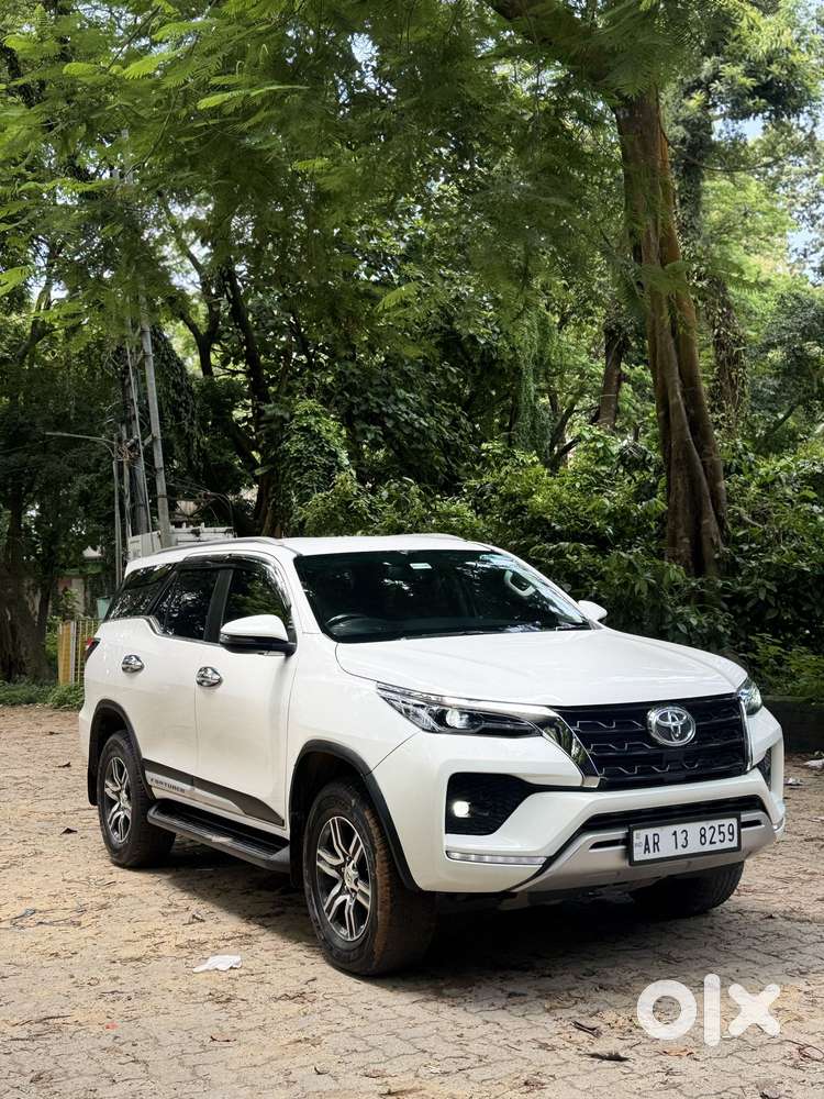 Toyota Fortuner 4x2 Mt 2.8 Diesel, 2023, Petrol