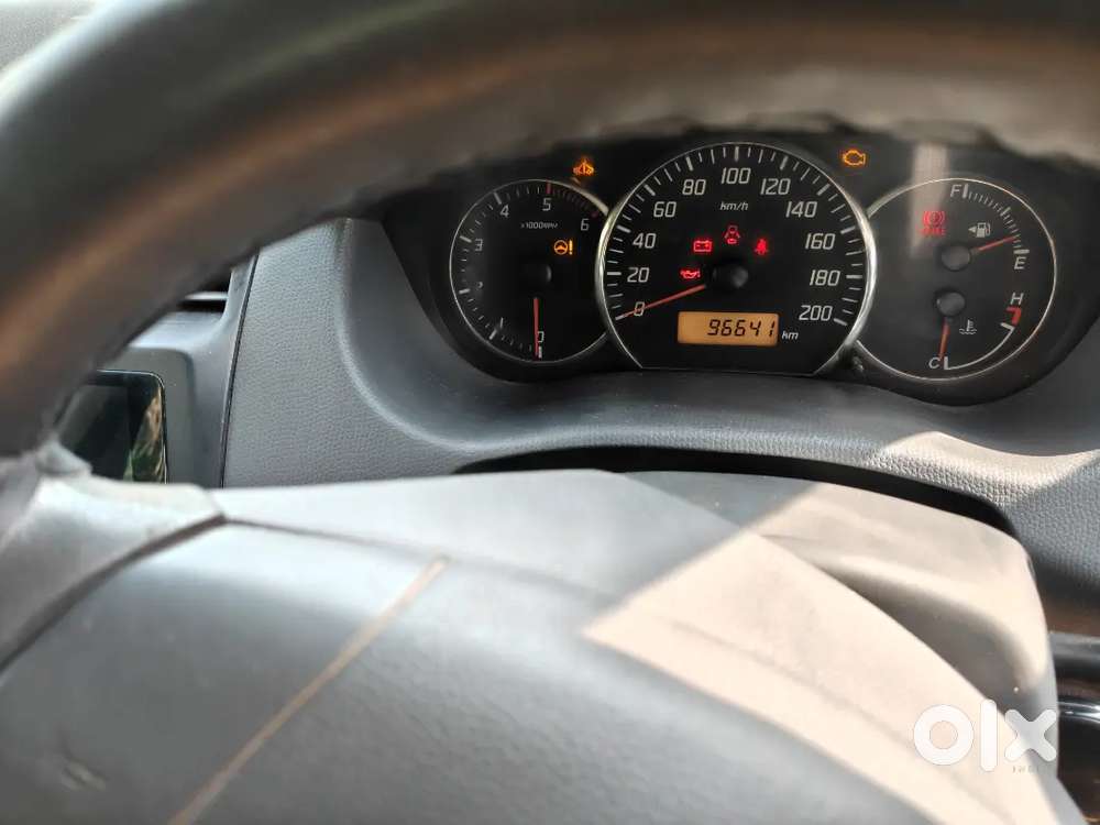Maruti Suzuki Dzire Vdi 2011