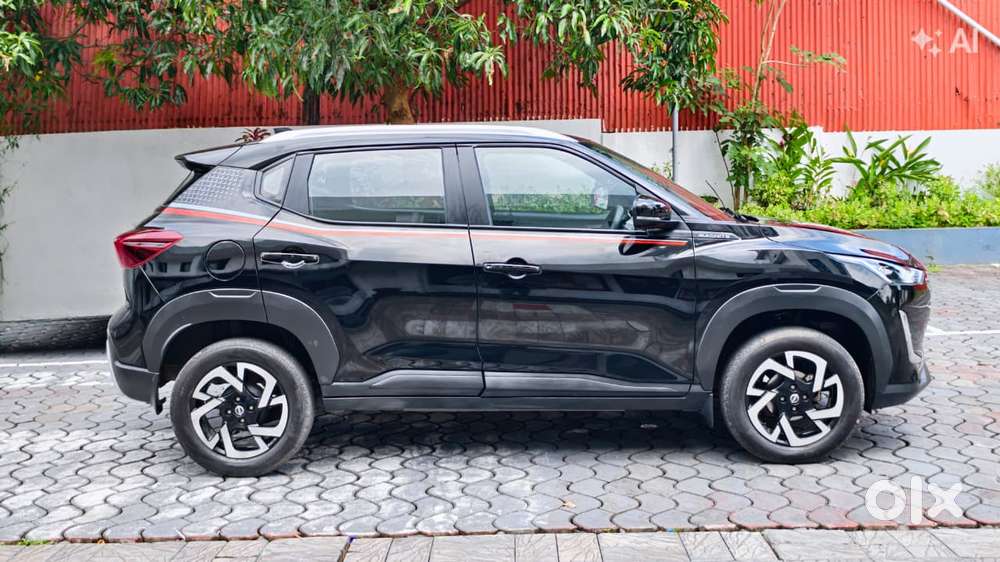 Nissan Magnite Kuro Edition Petrol Amt, 2024, Petrol