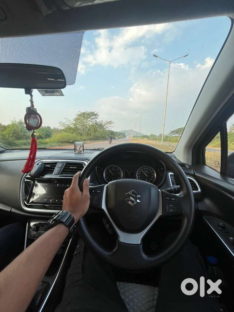 Maruti Suzuki S-cross 2017 Diesel Well Maintained