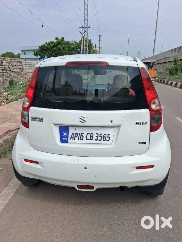 Maruti Suzuki Ritz 2012 Diesel 150000 Km Driven