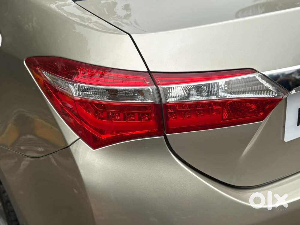 Toyota Corolla Altis, 2015, Petrol