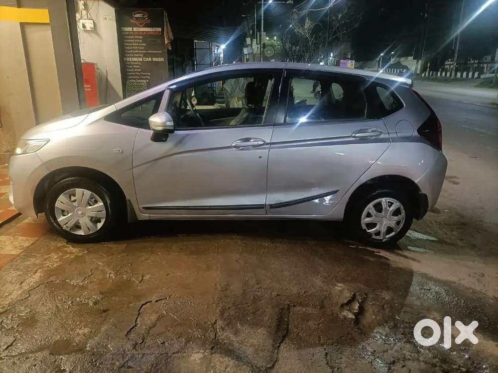 Honda Jazz Sv Mt Diesel