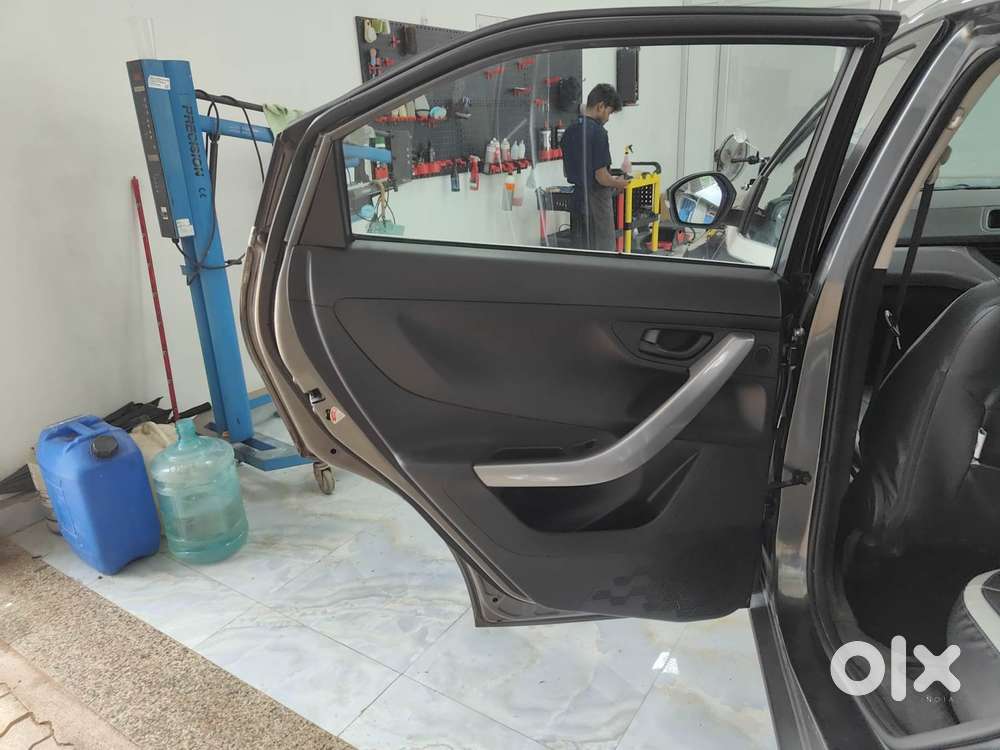 Tata Nexon 1.2 Revotron Xm (s), 2022, Petrol