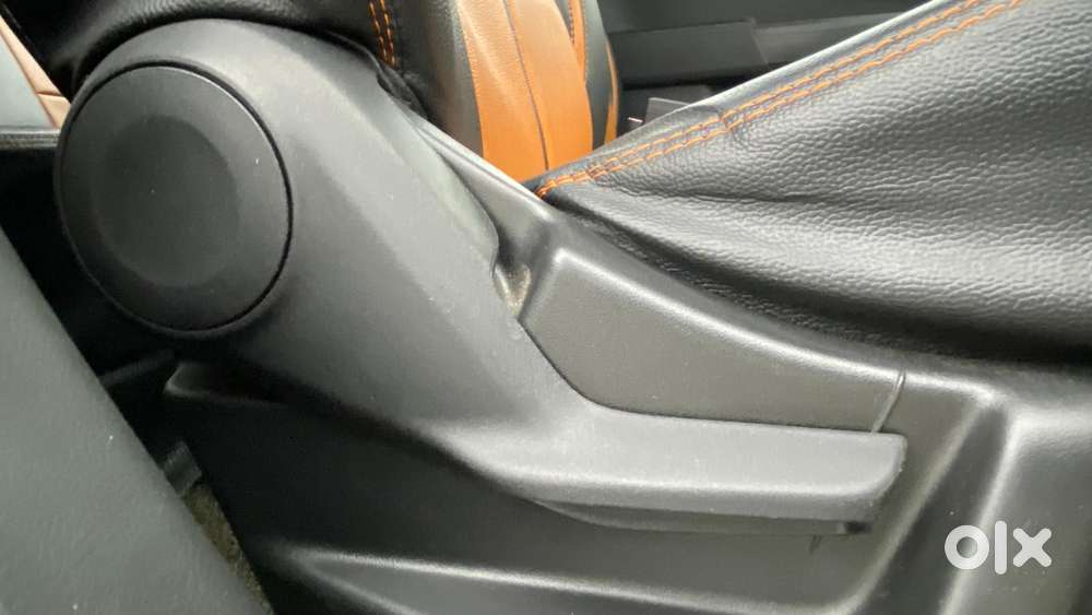 Maruti Suzuki Wagon R Zxi Amt 1.2, 2019, Petrol