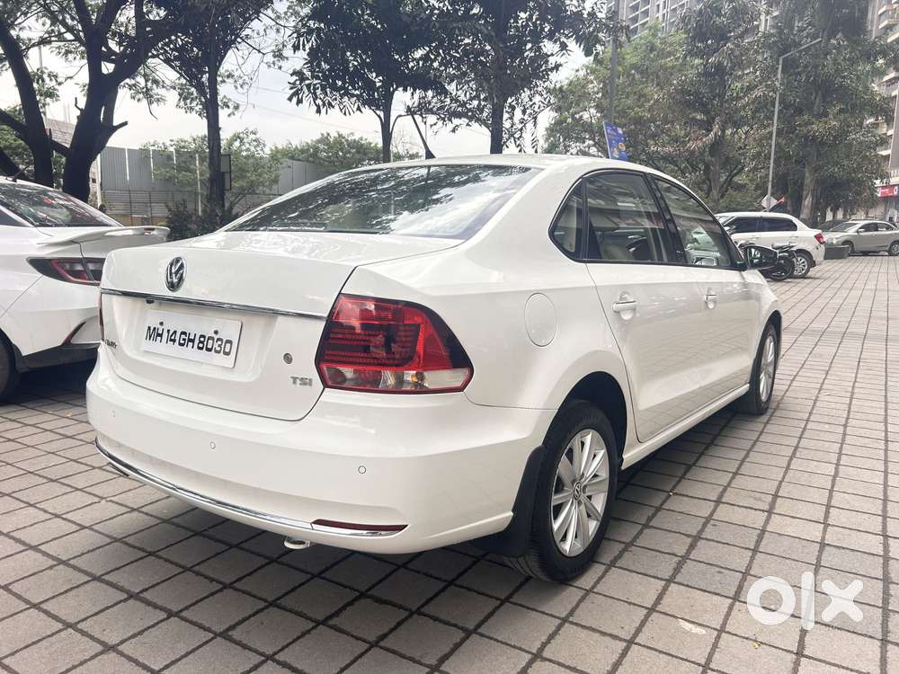 Volkswagen Vento 1.2 Highline Plus At 16 Alloy, 2017, Petrol