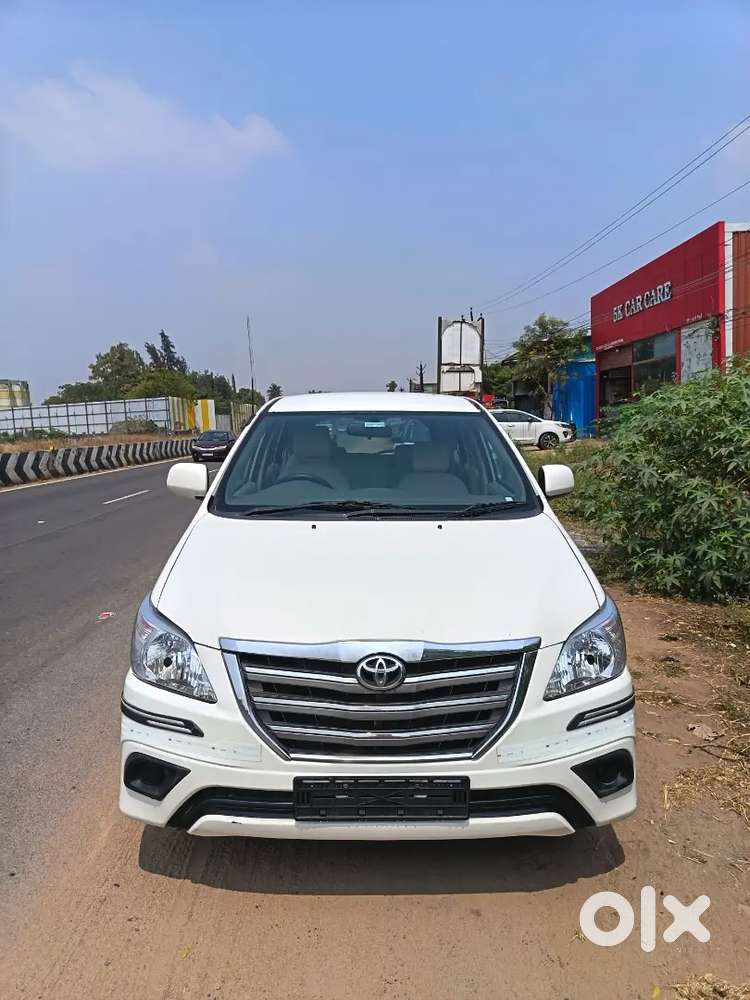 Toyota Innova, 2.5 G, Diesel , T ' Board Car