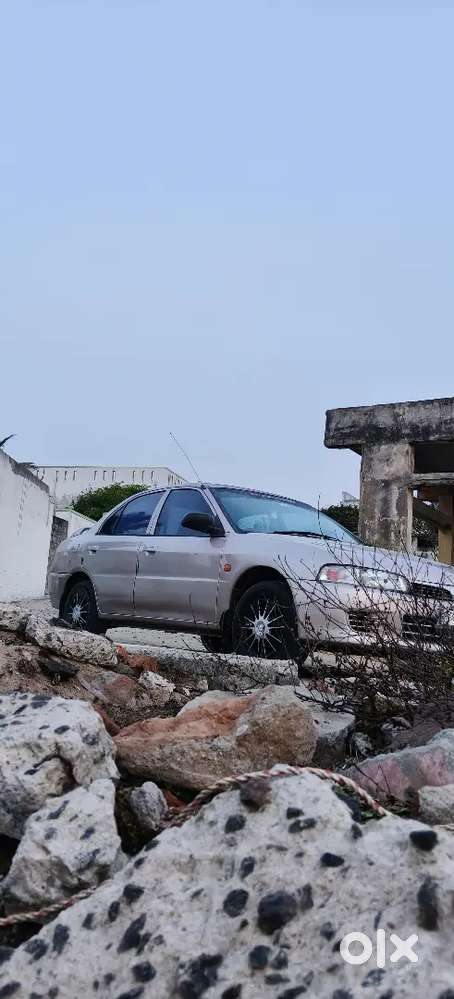 Mitsubishi Lancer 1.5 Glxi 2003