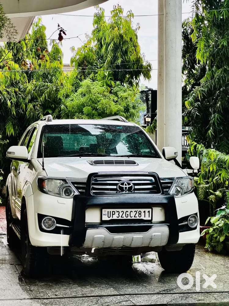 Toyota Fortuner 4x2 At, 2015, Diesel