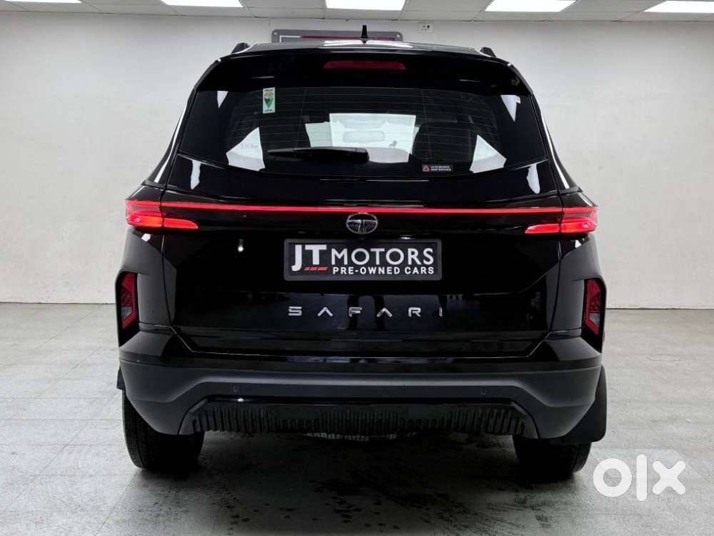 Tata Safari Accomplished Plus Dark Edition, 2025, Diesel
