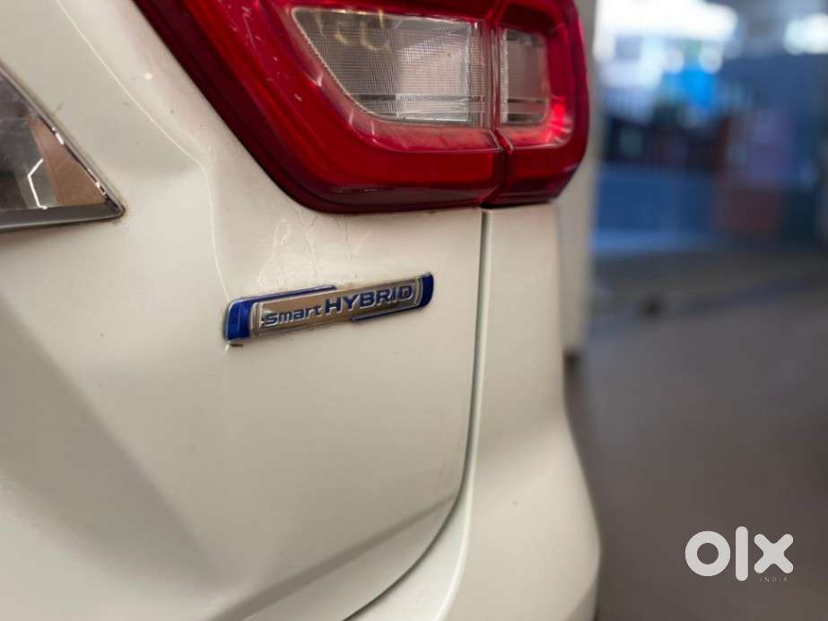 Maruti Suzuki Vitara Brezza 1.5 Zxi Plus At, 2020, Petrol