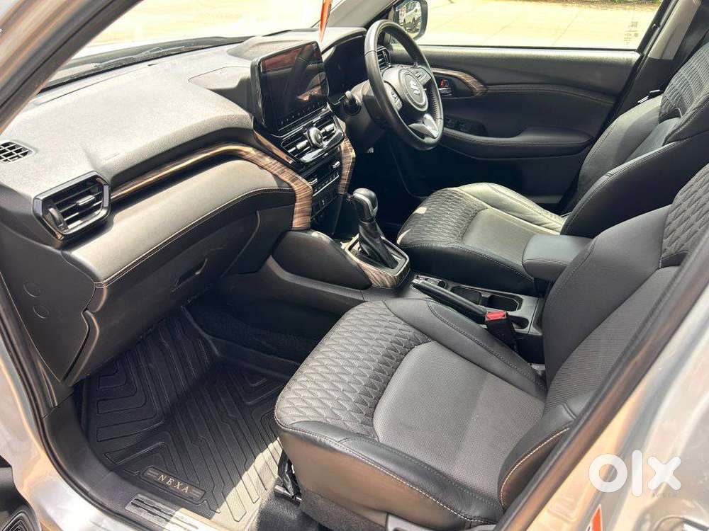 Maruti Suzuki Grand Vitara 1.5 Alpha Plus Intelligent Hybrid Ecvt, 2..