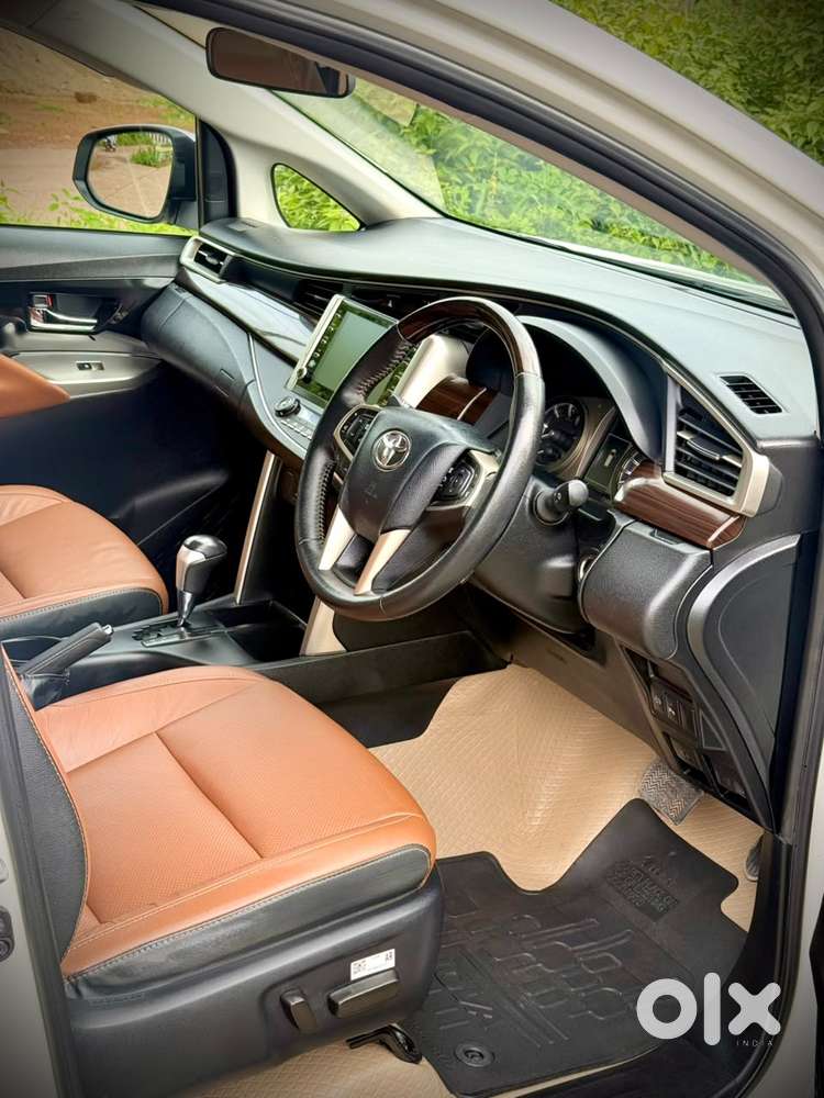 Toyota Innova Crysta Zx 2.4 Diesel 7 Seater, 2022, Diesel