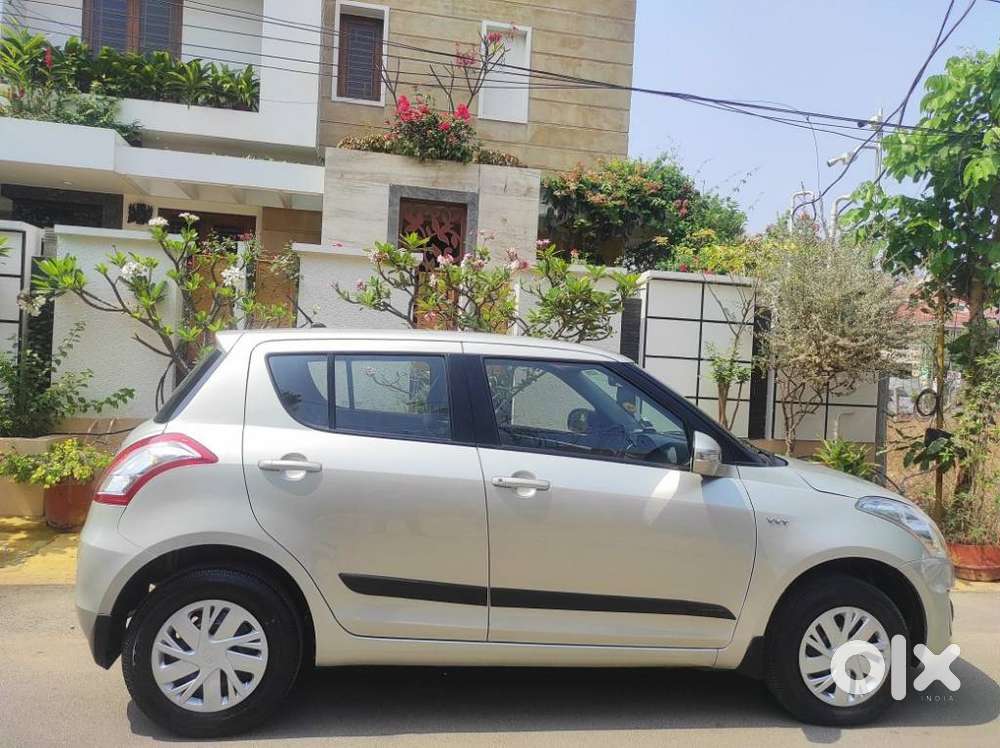 Maruti Suzuki Swift Vxi Optional, 2017, Petrol
