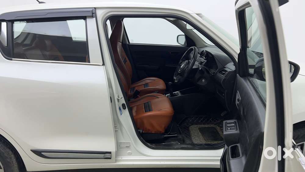 Maruti Suzuki Swift 1.3 Lxi, 2023, Petrol