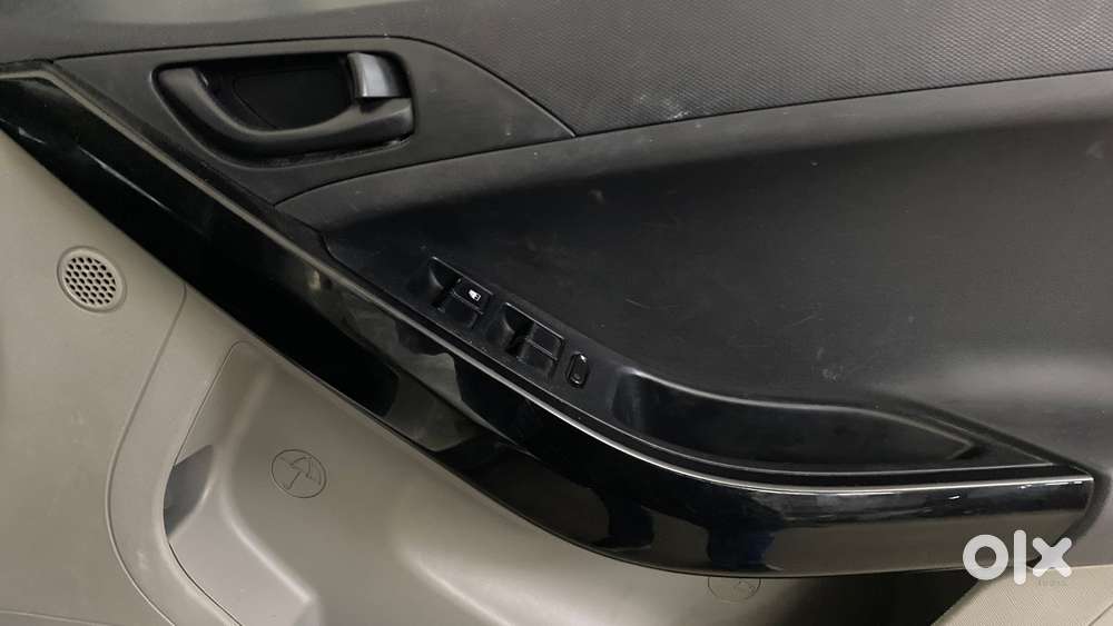 Tata Nexon 1.2 Revotron Xm, 2019, Petrol