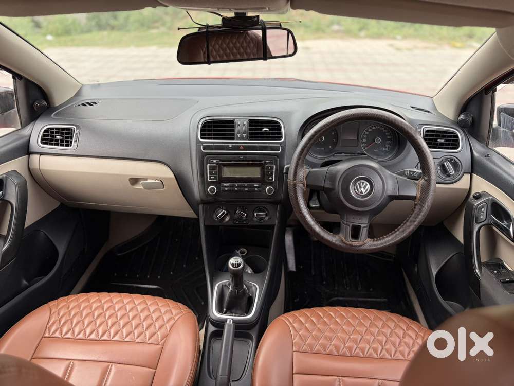 Volkswagen Polo Petrol Highline 1.2l, 2012, Petrol