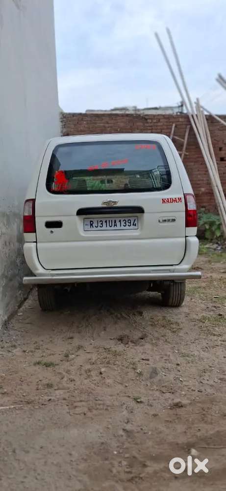 Chevrolet Tavera Ls 2011
