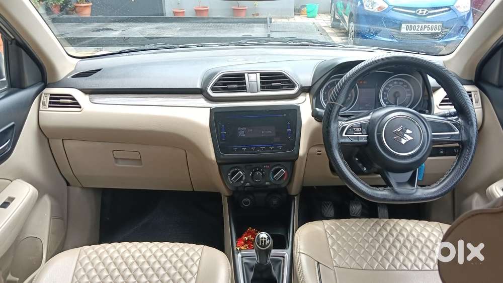 Maruti Suzuki Dzire 1.2 Vxi, 2022, Petrol