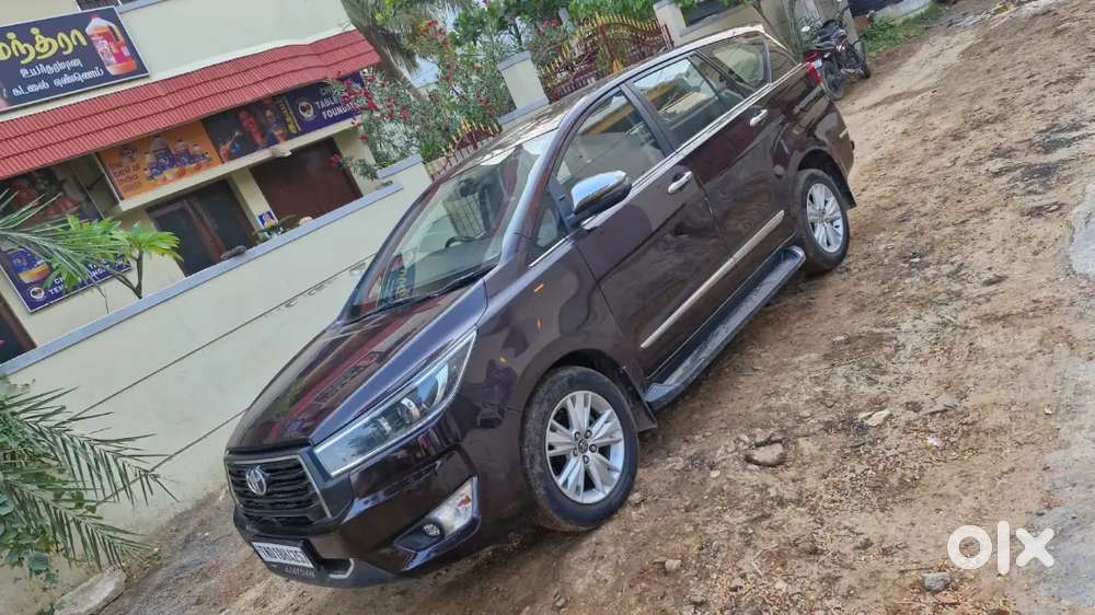 Toyota Innova Crysta