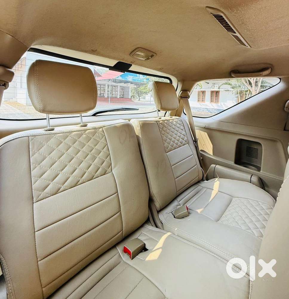 Toyota Fortuner 3.0 4x2 Automatic, 2013