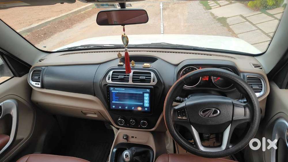 Mahindra Tuv 300 T8, 2015, Diesel