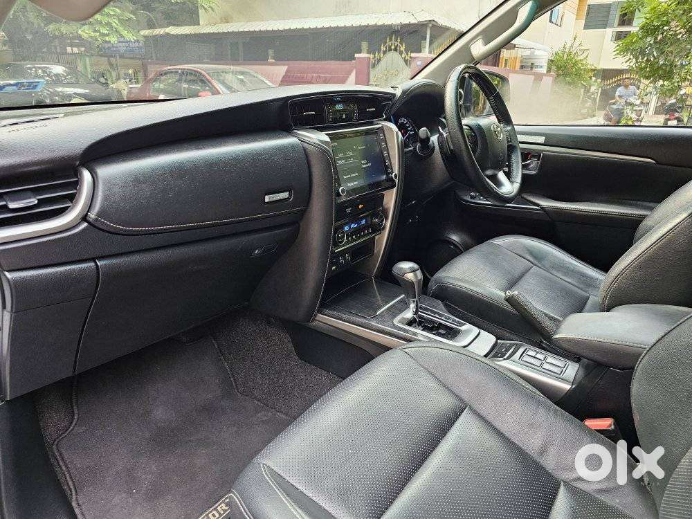 Toyota Fortuner 4x2 At 2.8 Diesel, 2022, Diesel