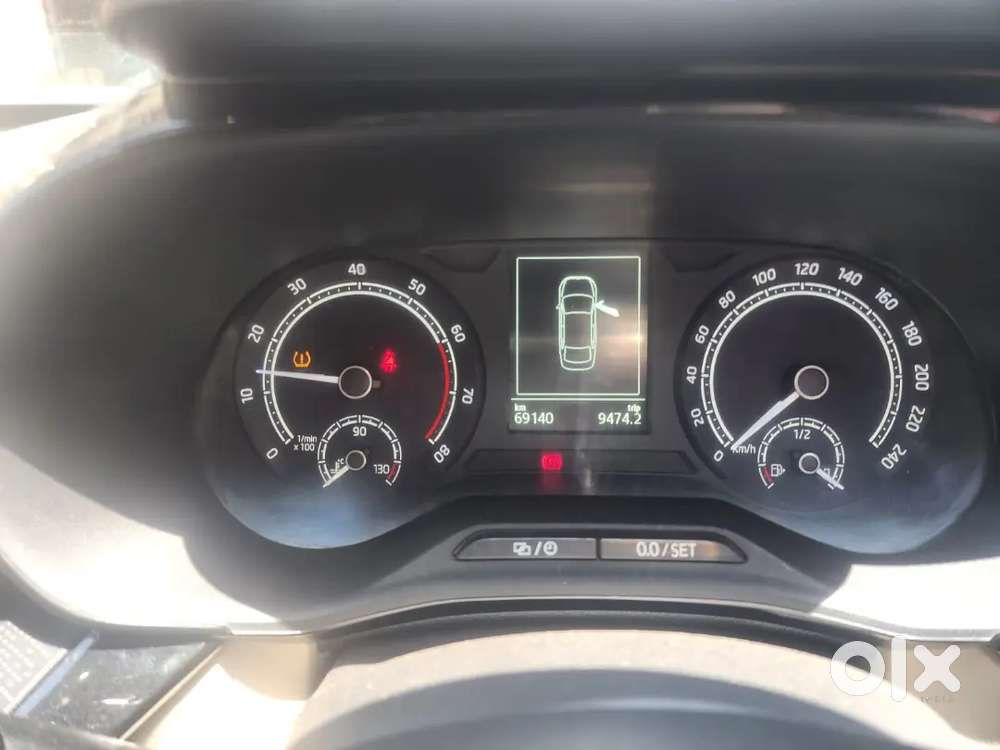 Genuine  Full Company Condition All Service Record All New Tyre