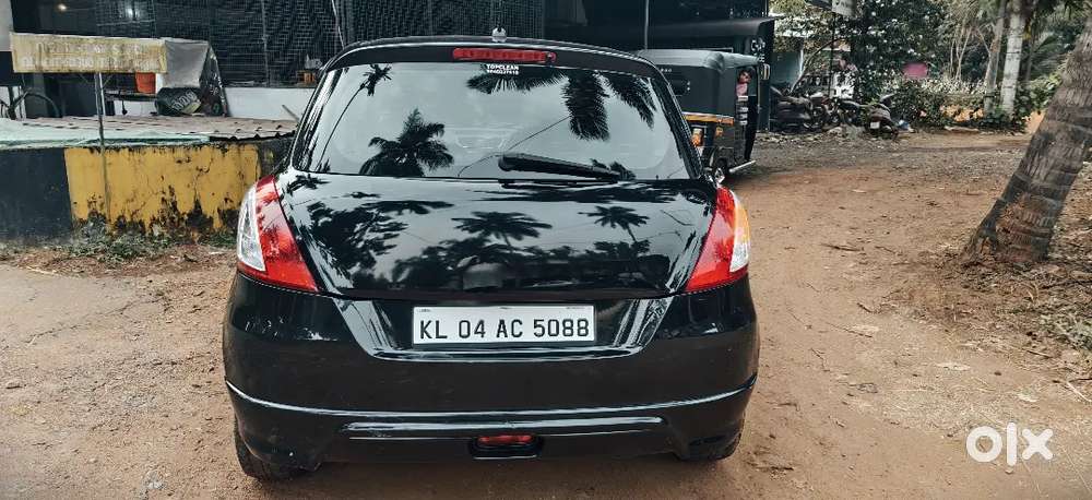 Maruti Suzuki Swift 2012 Diesel 213000 Km Driven