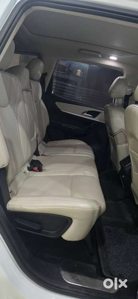 Mahindra Xuv700 2.2 Ax 7 Diesel At Luxury Pack Str, 2022, Diesel