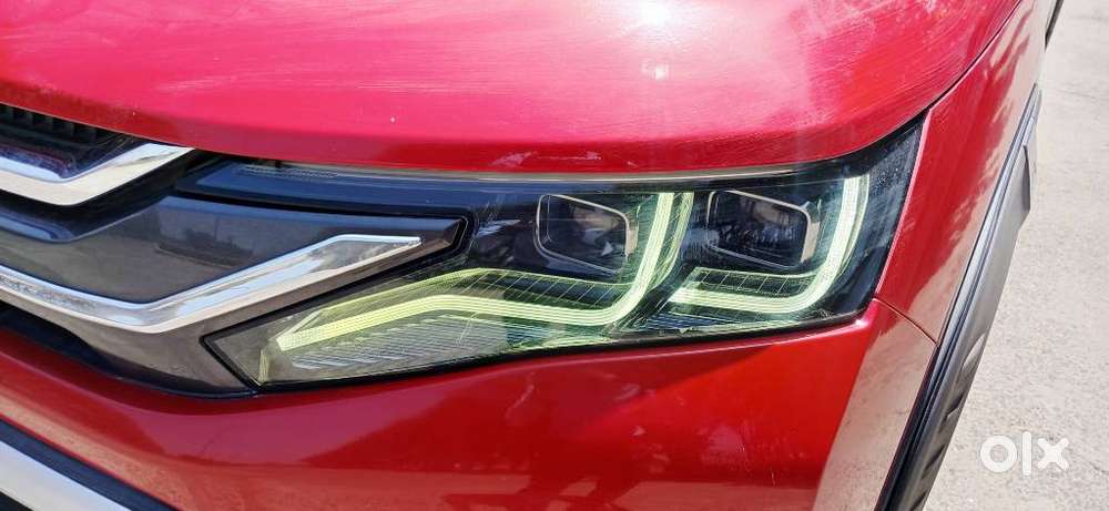 Maruti Suzuki Brezza 1.5 Zxi Plus Smart Hybrid, 2022, Petrol