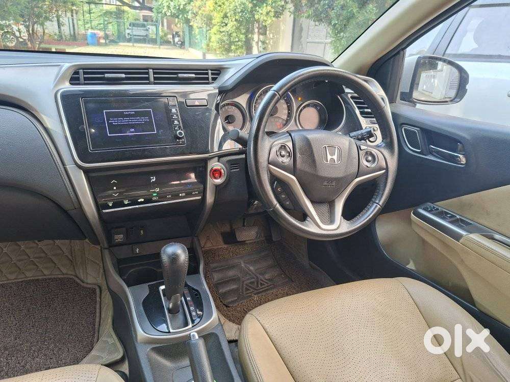 Honda City 1.5 Zx Cvt I-vtec, 2018, Petrol