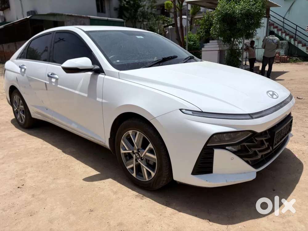 Hyundai Verna 1.5 Sx Petrol Mt, 2024, Petrol