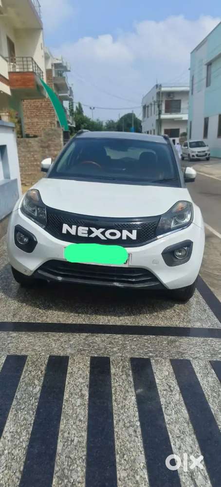 Tata Nexon 2018 Manual Petrol