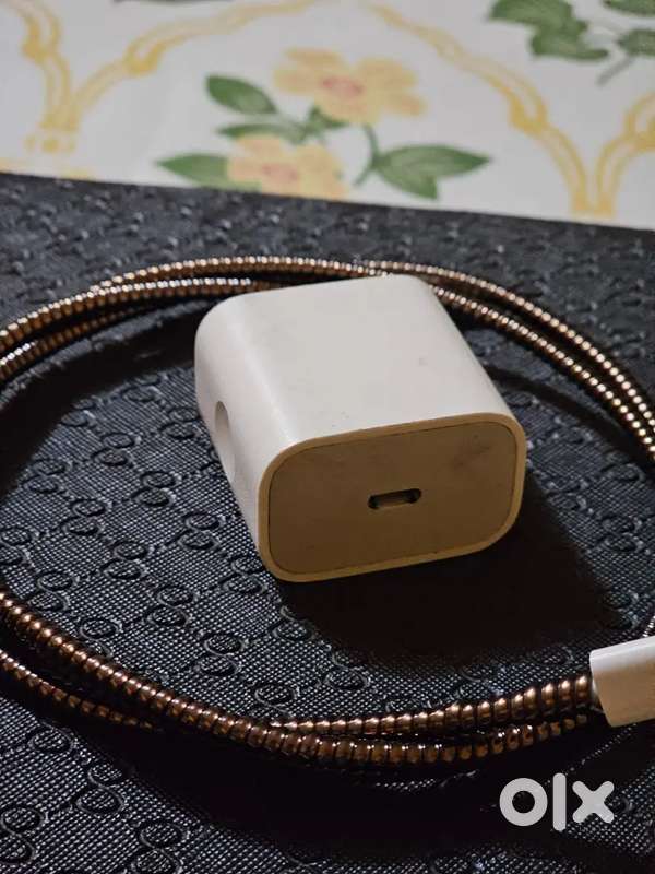 Apple lighting cable charger and adabter
