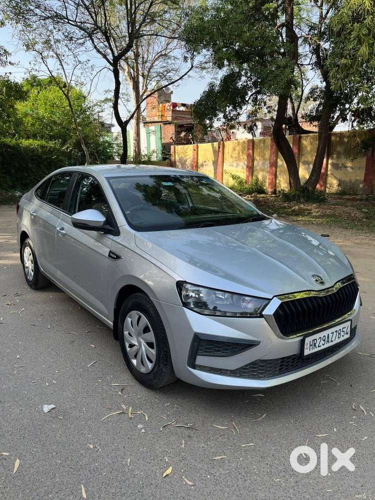 Skoda Slavia 1.0 Active Tsi, 2022, Petrol