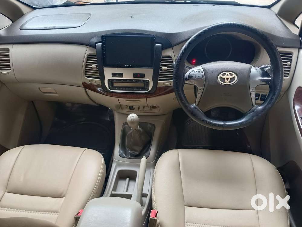 Toyota Innova 2012-2013 2.5 E Diesel Ms 7-seater, 2012, Diesel