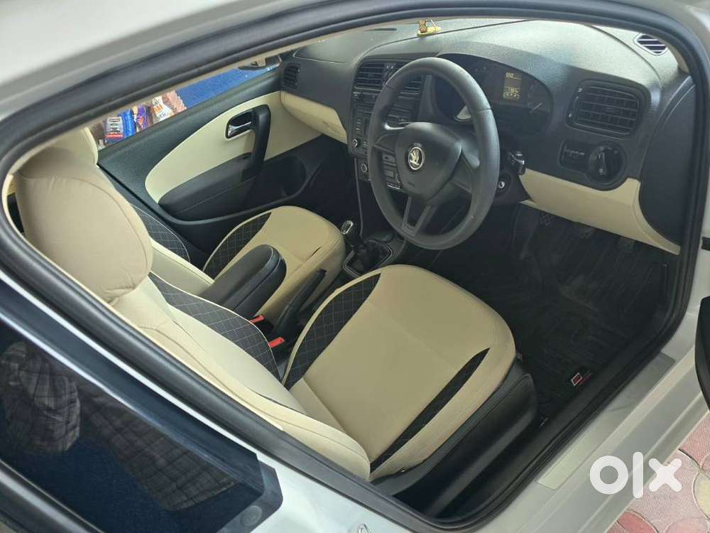 Skoda Rapid Tsi Active 1.0 Mt, 2021, Petrol