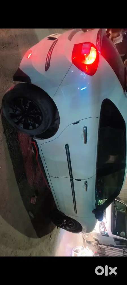 Maruti Suzuki Baleno 2015