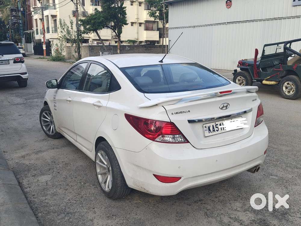 Hyundai Verna Petrol 2013