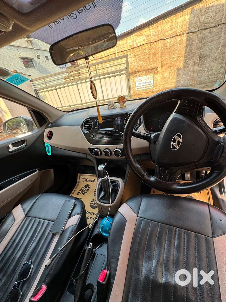 Hyundai Grand I10 Top Model 2015 Petrol Well Maintain Car