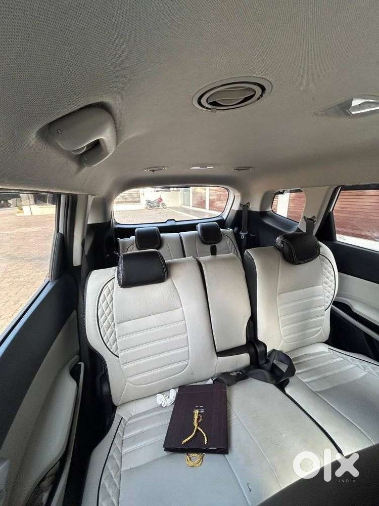 Kia Carens 1.4 Luxury 7 Str, 2023, Petrol