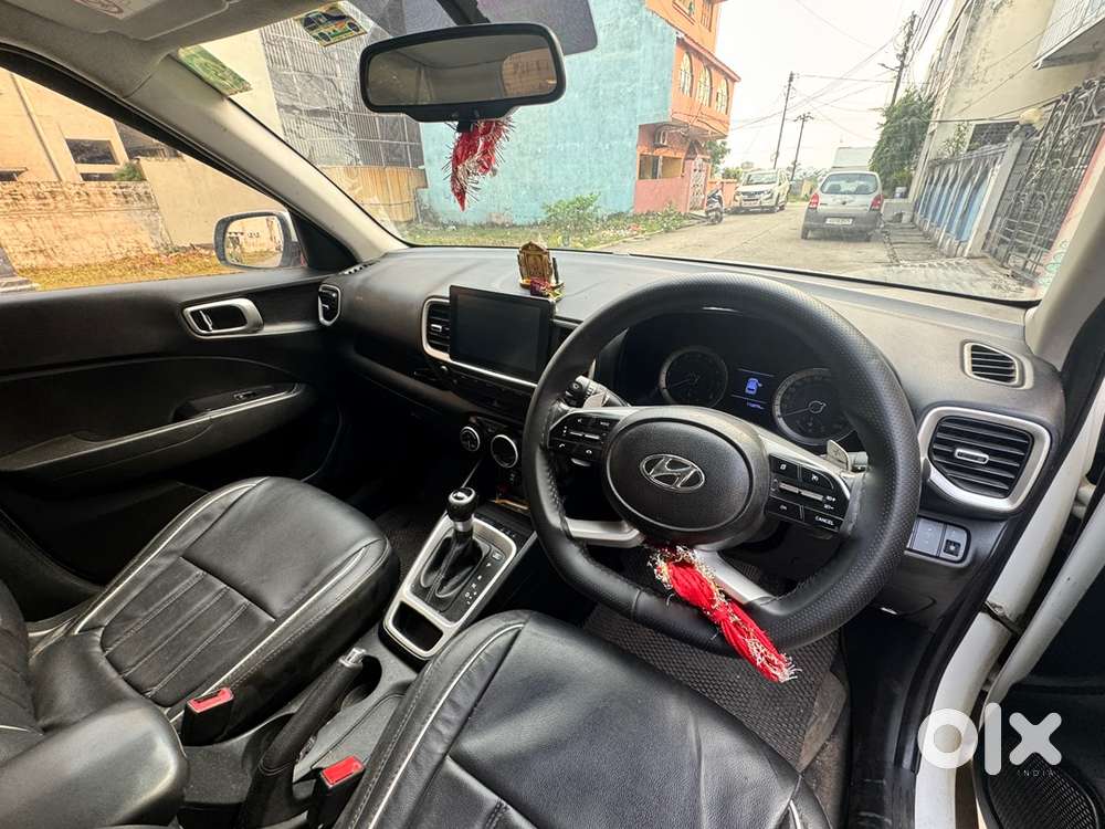 Hyundai Venue Petrol 2021