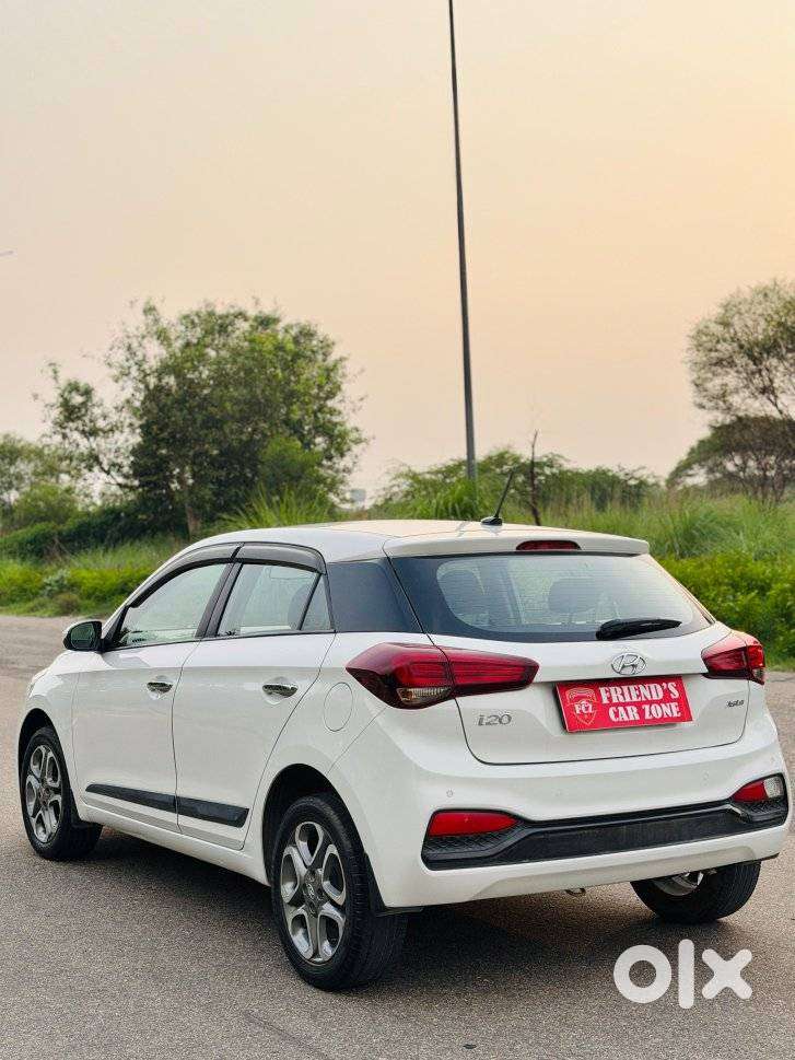 Hyundai I20 Petrol Asta Option, 2018, Petrol