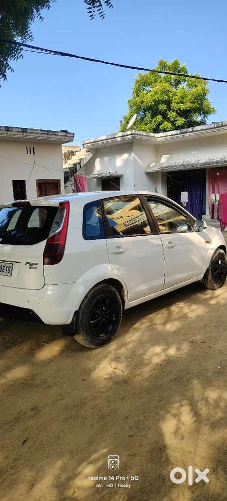 Ford Figo Diesel Titanium 2012 Year
