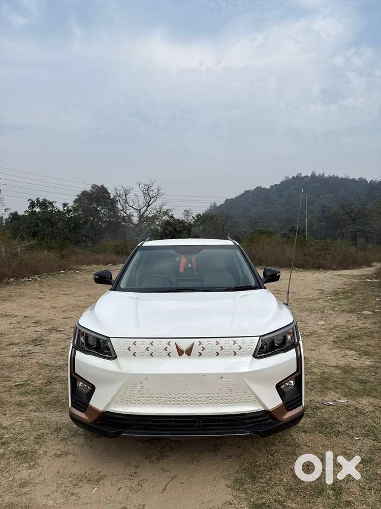 Mahindra Xuv400 Ev 2024