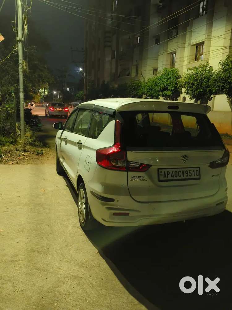 Maruti Suzuki Ertiga Vxi 2024
