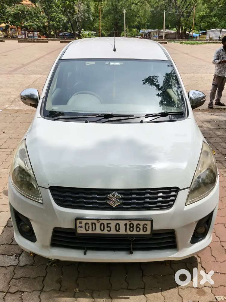 Maruti Suzuki Ertiga 2015 Diesel 120000 Km Driven